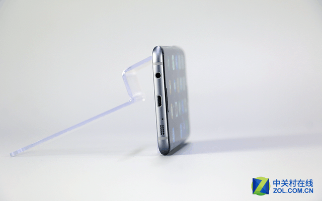 雙曲面屏新巔峰 三星Galaxy S7 edge評(píng)測(cè)