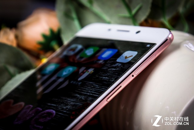 OPPO全新拍照手機(jī)R9上手評(píng)測(cè)