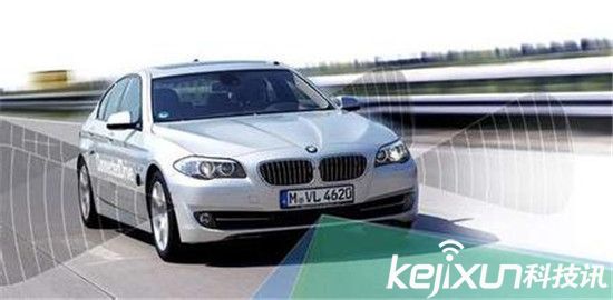 百度進軍智能汽車業(yè) 已與奔馳寶馬達成合作?