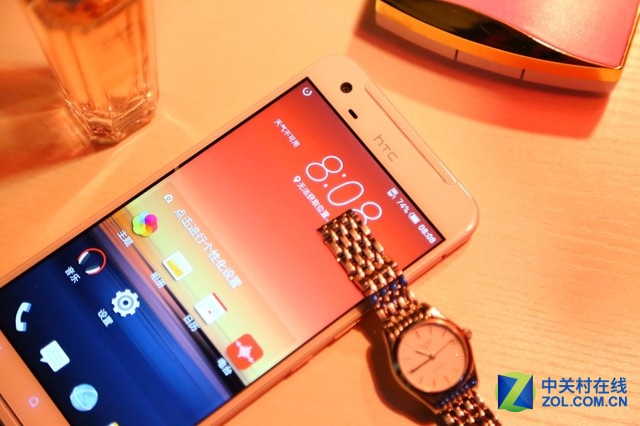 探索高雅的金屬藝術(shù) HTC One X9圖賞