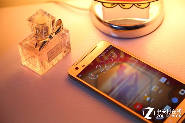 探索高雅的金屬藝術 HTC One X9圖賞