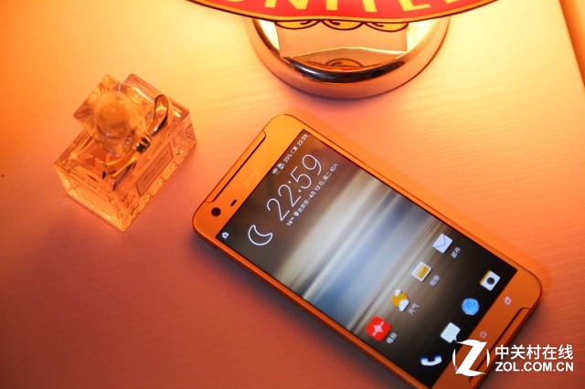 探索高雅的金屬藝術 HTC One X9圖賞