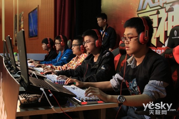 離冠軍只差一步 雷神杯校園電競半決賽