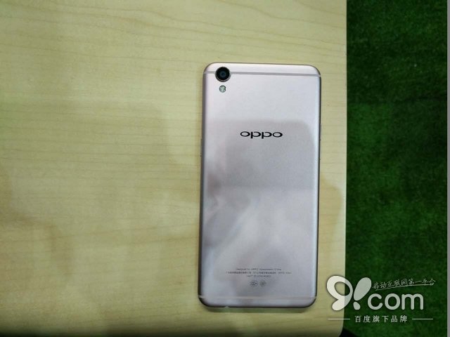 圓潤均衡由內(nèi)而外 OPPO R9搶先體驗