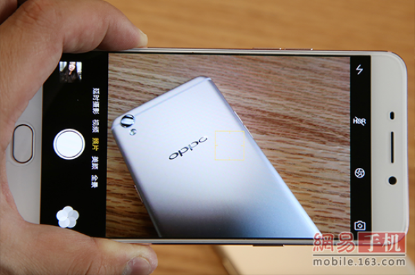 OPPO R9評(píng)測(cè)：1600W前置鏡頭+VOOC閃充