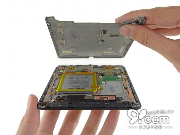 電子閱讀器哪家強(qiáng) Kindle Voyage拆解評測