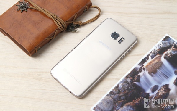 三星S7 edge體驗(yàn)：除了系統(tǒng)我意見不大第3張圖