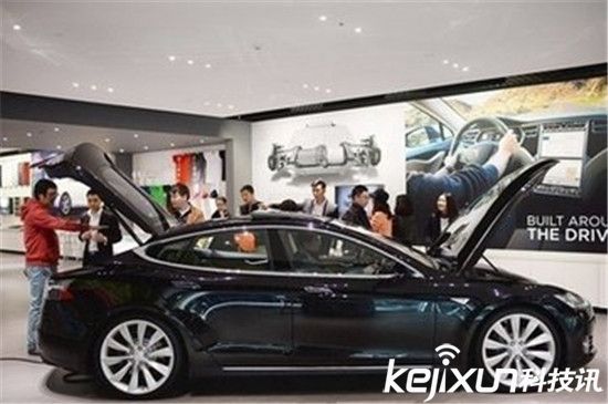 特斯拉 Model S 首次中國亮相 新店建在太古里?