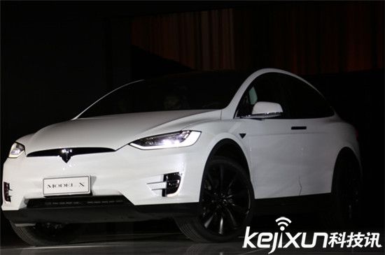 全球最快SUV 特斯拉Model X在京發(fā)布：鷹翼門成亮點(diǎn)