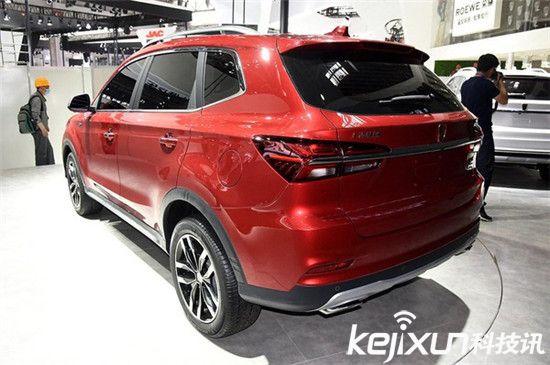 榮威RX5汽車正式發布 首款互聯網汽車搭載自主YunOS系統