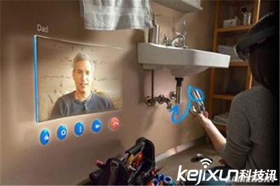 AR竟完虐VR技術(shù)？微軟HoloLens演示