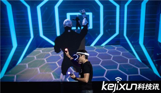 索尼VR邀請50萬人免費試玩 暢享虛擬現實