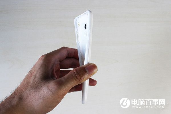 魅藍(lán)3做工怎么樣 魅藍(lán)3拆解圖評(píng)測(cè)