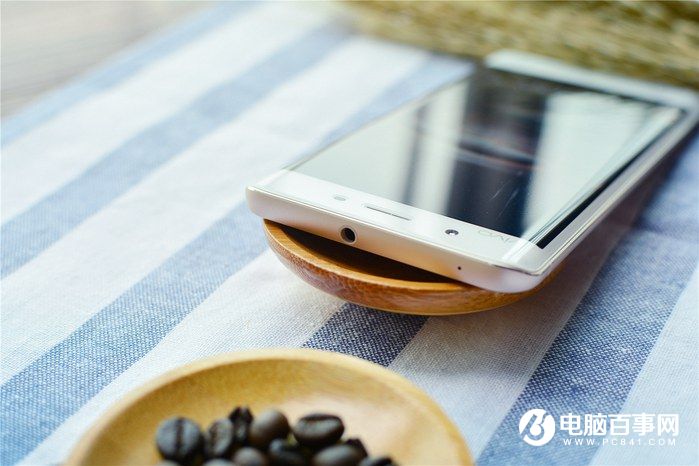 國產(chǎn)手機(jī)新標(biāo)桿 vivo Xplay5全面評測