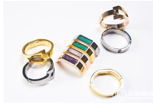 94歲"網(wǎng)紅"推出智能珠寶 有多少"智商"? 