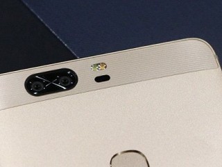 榮耀V8哪個版本好？ 華為榮耀V8運營商版和全網通版區別對比評測