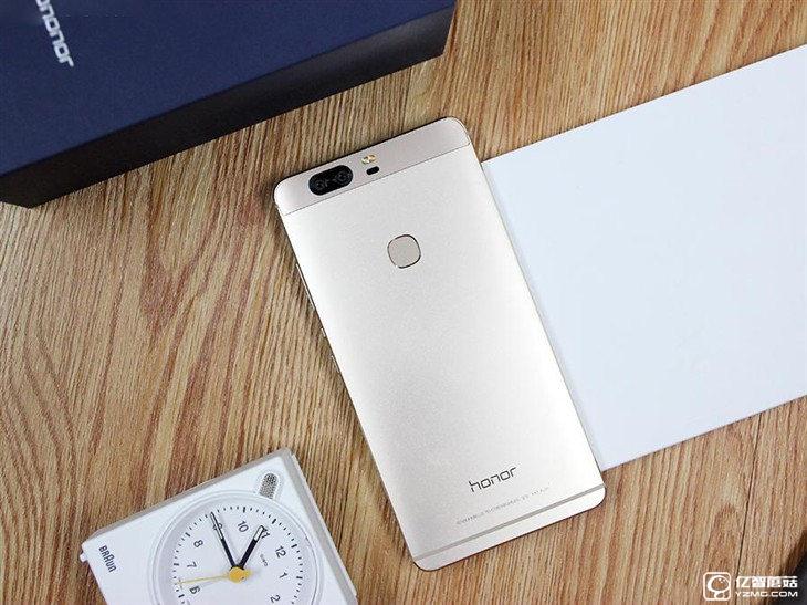 華為榮耀V8評(píng)測(cè):極致科技集大成者 內(nèi)斗華為P9?