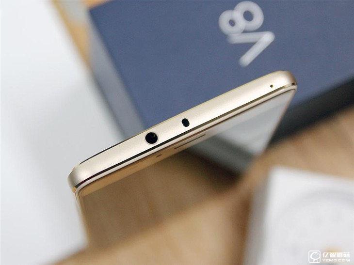 華為榮耀V8評(píng)測(cè):極致科技集大成者 內(nèi)斗華為P9?