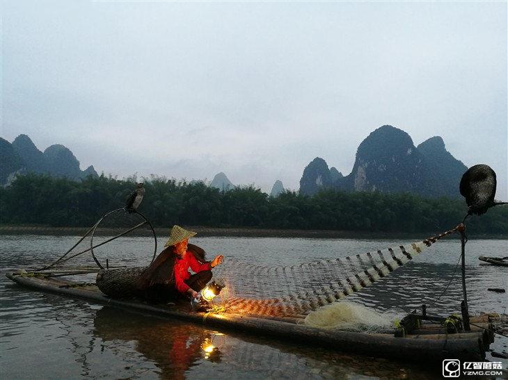 華為榮耀V8評測:極致科技集大成者 內(nèi)斗華為P9?