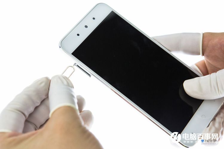 360手機F4做工如何?360手機F4拆機圖解評測