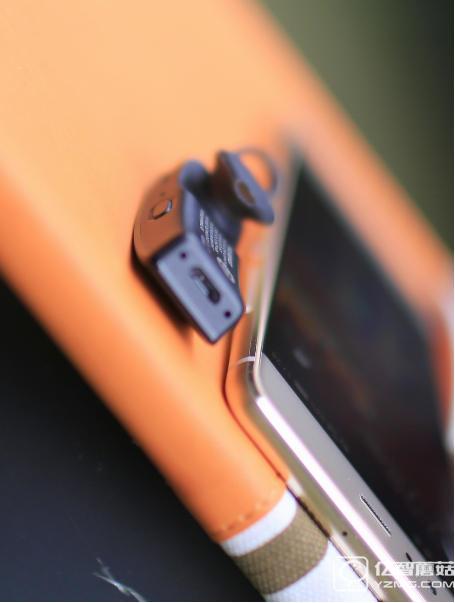 玩轉腕上時尚 3D曲面屏華為手環B3評測