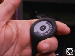 Withings推墨水屏智能手環(huán) 超級可愛！