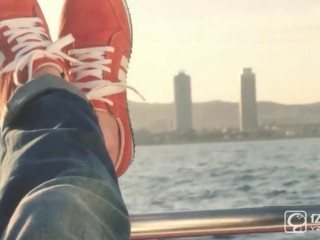 智能運(yùn)動(dòng)鞋Sneakairs：這雙鞋子給你指明正確的道路