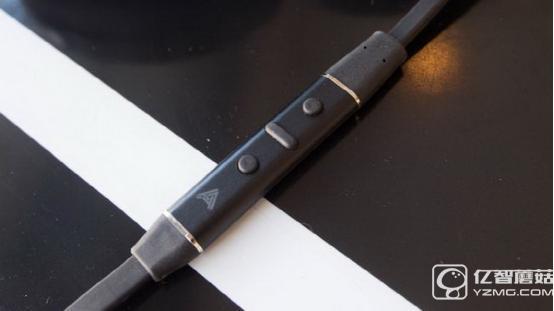 這款頭戴耳機(jī)或許是未來iPhone耳機(jī)形態(tài)