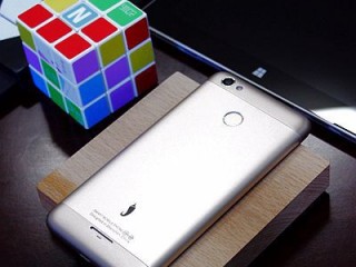 智能手機(jī)紅辣椒金典評(píng)測(cè)：不僅僅是實(shí)惠