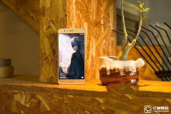 華為榮耀V8評測:麒麟950怎么樣?