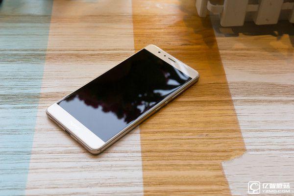 華為榮耀V8評測:麒麟950怎么樣?