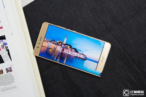 華為榮耀V8評測:麒麟950怎么樣?