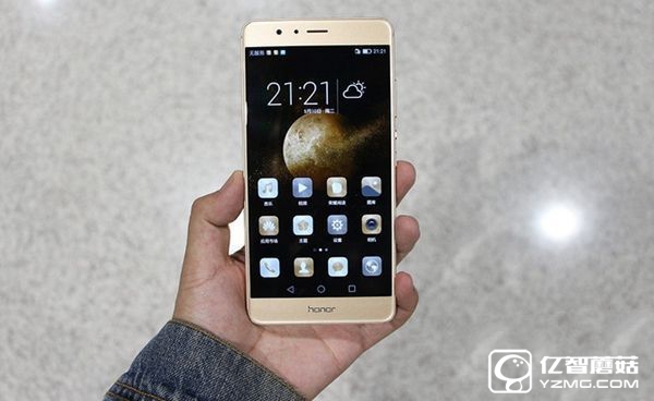 ZUK Z2和榮耀V8哪個好 榮耀V8與ZUK Z2區別對比