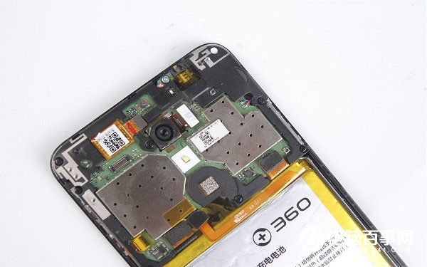 360手機N4做工如何?360手機N4拆機圖解評測