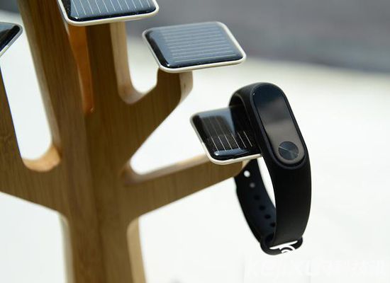 小米手環2真機先睹為快 超長待機 納尼?