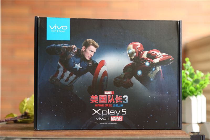 6G<a href=/tags/2778-0.html target=_blank class=infotextkey>內存</a>+驍龍820+雙曲面屏！vivo Xplay5旗艦版評測