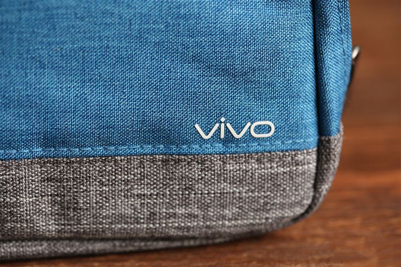 6G內存+驍龍820+雙曲面屏！vivo Xplay5旗艦版評測