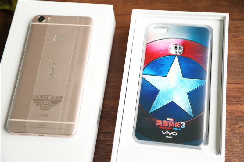 6G內存+驍龍820+雙曲面屏！vivo Xplay5旗艦版評測