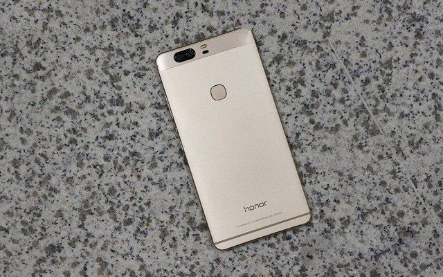 華為榮耀V8評測：全網通版綜合體驗最好