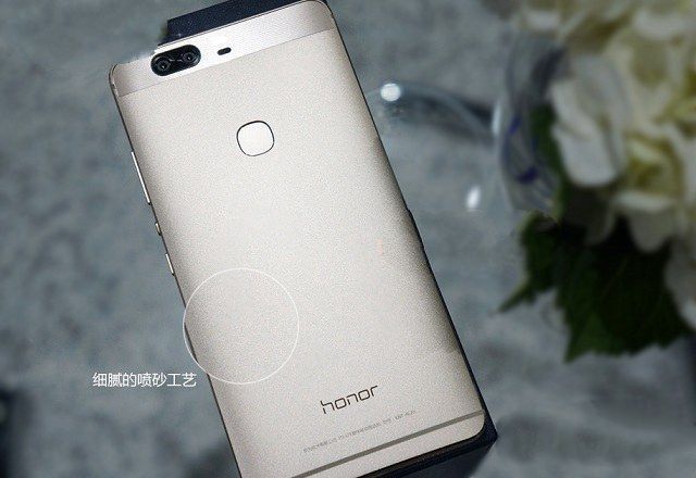 華為榮耀V8評測：全網通版綜合體驗最好