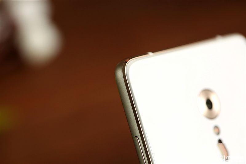 ZUK Z2 Pro旗艦版深度評測：0.05mm全球最窄黑邊！