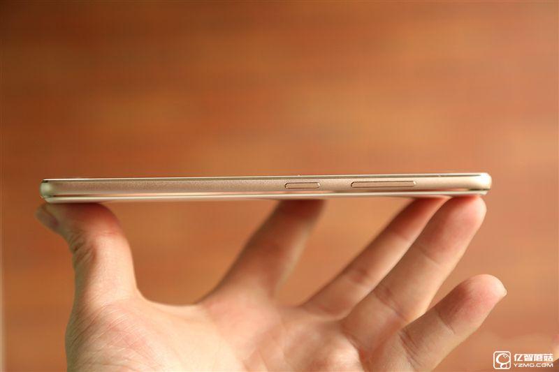 ZUK Z2 Pro旗艦版深度評測：0.05mm全球最窄黑邊！