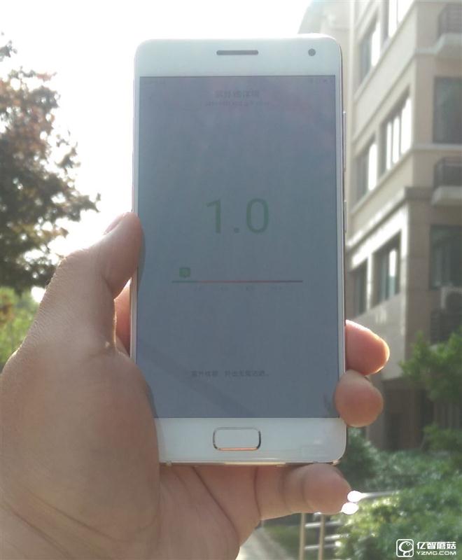 ZUK Z2 Pro旗艦版深度評測：0.05mm全球最窄黑邊！