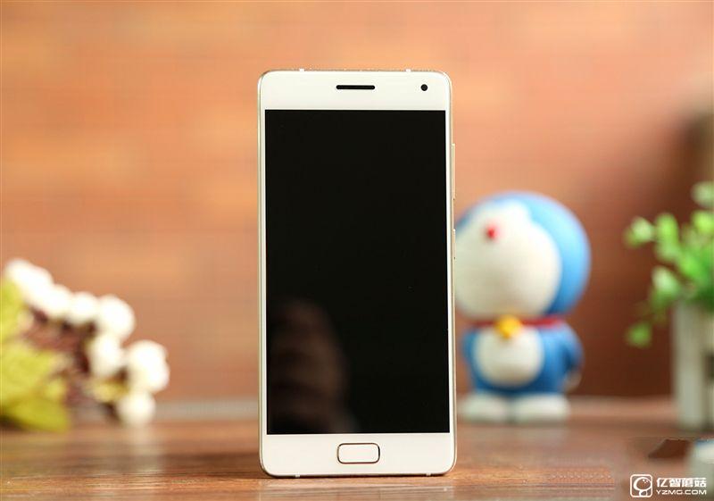 ZUK Z2 Pro旗艦版深度評測：0.05mm全球最窄黑邊！