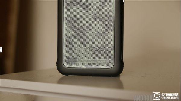 三星S7 Active上手實拍:軍規三防、貴了600元