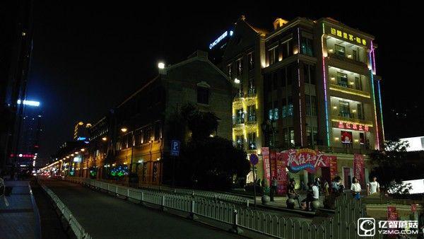 夜景樣張賞析_中興AXON天機(jī)7第3張圖