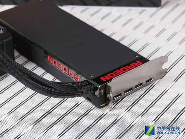 仗劍大殺四方 AMD Radeon Pro Duo首測 