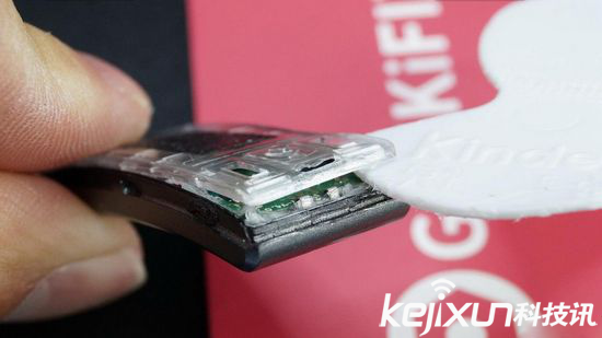 華為榮耀暢玩手環A1揭秘: 果然不是蓋的