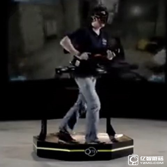 VR跑步機現(xiàn)場體驗:虛擬現(xiàn)實頭盔最佳拍檔