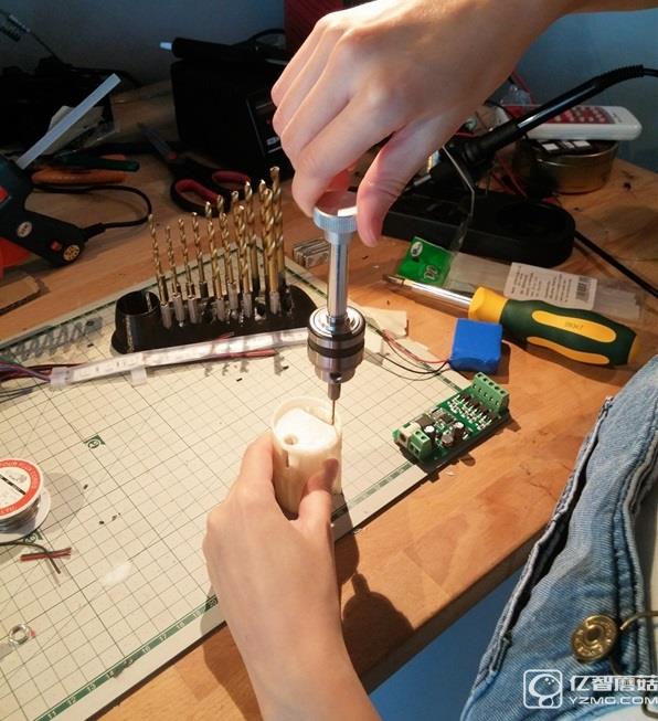 最性感爆乳中國女極客走紅:私照火辣閃瞎眼